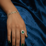 Gouden ring met diamant en saffier