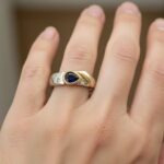 Bicolor saffier en diamanten ring