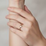 Geel gouden ring met centrale diamant