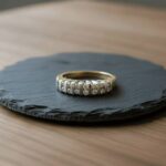 Geel gouden ring met briljant geslepen diamanten