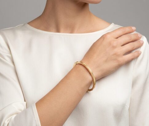 Geel gouden slavenarmband Atelier Christian