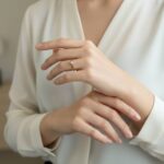 Bi color gouden ring met 1 diamant