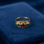 Christian gouden ring met granaat