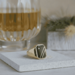 Gouden zegelring met onyx met agaat