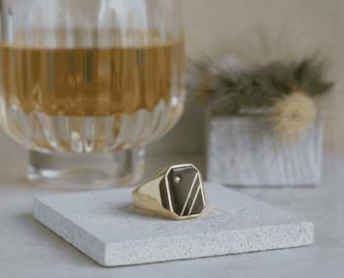 Gouden zegelring met onyx met agaat