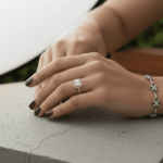 Geel gouden entourage ring met zirconia