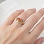Christian gouden ring met bloedkoraal