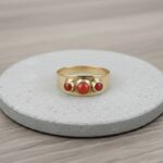 Gouden bloedkoraal ring