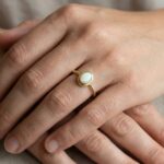 Christian ring met opaliet