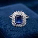 Zilveren zirkonia ring met synthetische saffier