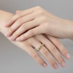 Gouden smalle ring met diamant