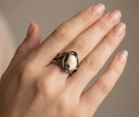 Zilveren ring met gele zeesteen