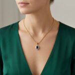 Gouden ketting met saffier hanger