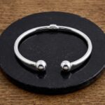 Christian zilveren slavenarmband