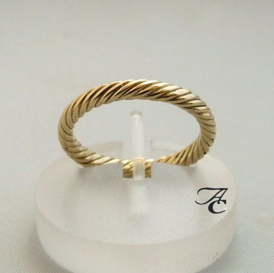 Atelier Christian geel gouden ring