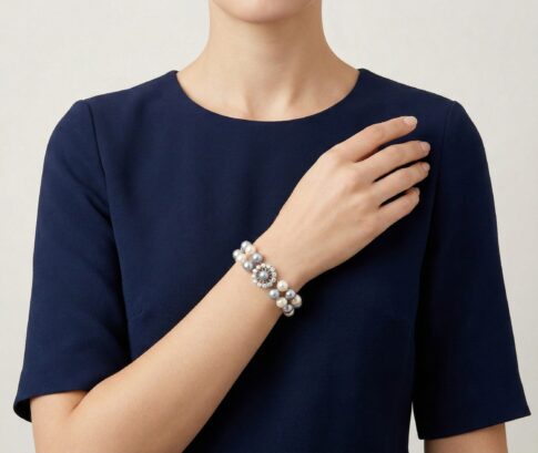 Parel armband met gouden slot met diamant