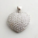 Wit gouden harten hanger met zirkonia