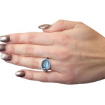 Gouden ring met topaas en diamant