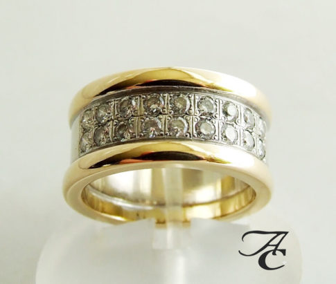 Geel gouden ring met diamanten