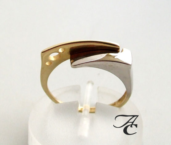 Bicolor gouden ring fantasie