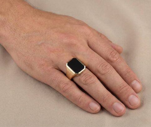 Christian geel gouden onyx zegelring