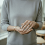 Atelier Christian gouden ring met saffier