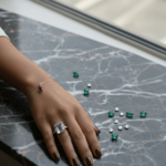 Bicolor ring met aquamarijn en diamanten