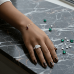 Wit gouden ring met briljanten