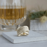 Christian wit gouden ring met diamanten