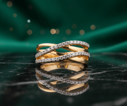Christian gouden ring met diamanten