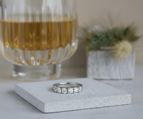 Wit gouden memoire ring met briljanten