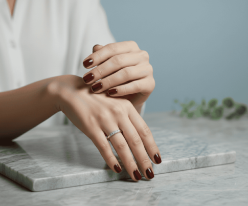 Wit gouden 14 karaat ring met diamant