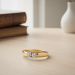 Bicolor ring met 2 diamanten