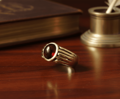 Atelier Christian gouden ring met granaat