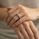 Wit gouden aquamarijn ring met diamanten