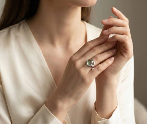 Wit gouden ring met beryl en diamant