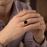 14 karaat gouden zegelring met onyx