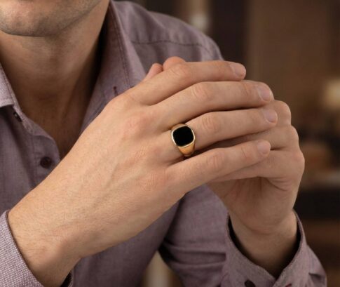 14 karaat gouden zegelring met onyx