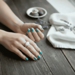 14 karaat geel gouden ring met opaal