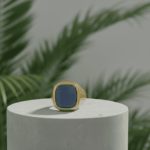 Gouden ring met lichtblauwe lagensteen