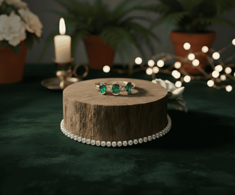 Gouden diamanten en saffieren ring