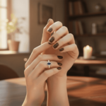 14 karaat gouden ring met saffier en diamanten