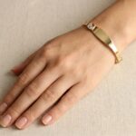 Geel gouden kinderarmband