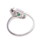 Wit gouden slagring met Colombiaanse smaragd