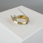 Gouden broche met diamanten