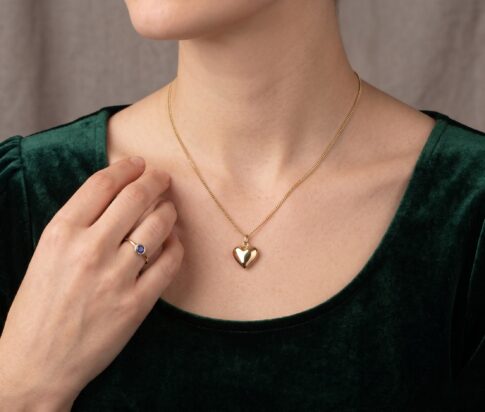 Geel gouden collier met harten hanger