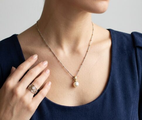 Bicolor collier met parel hanger