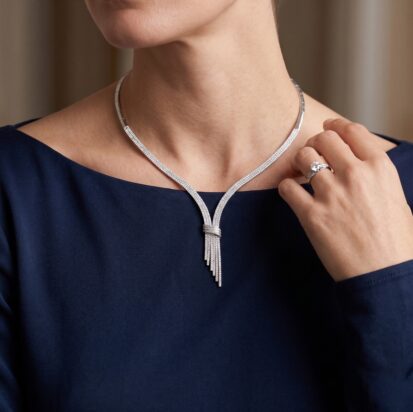 Wit gouden collier met zirkonia