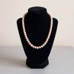 Parelcollier met gouden slot