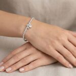 Wit gouden armband met druppel zirkonia